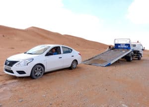 At the roadside, we wanted to take a picture of the desert and we immediately stuck