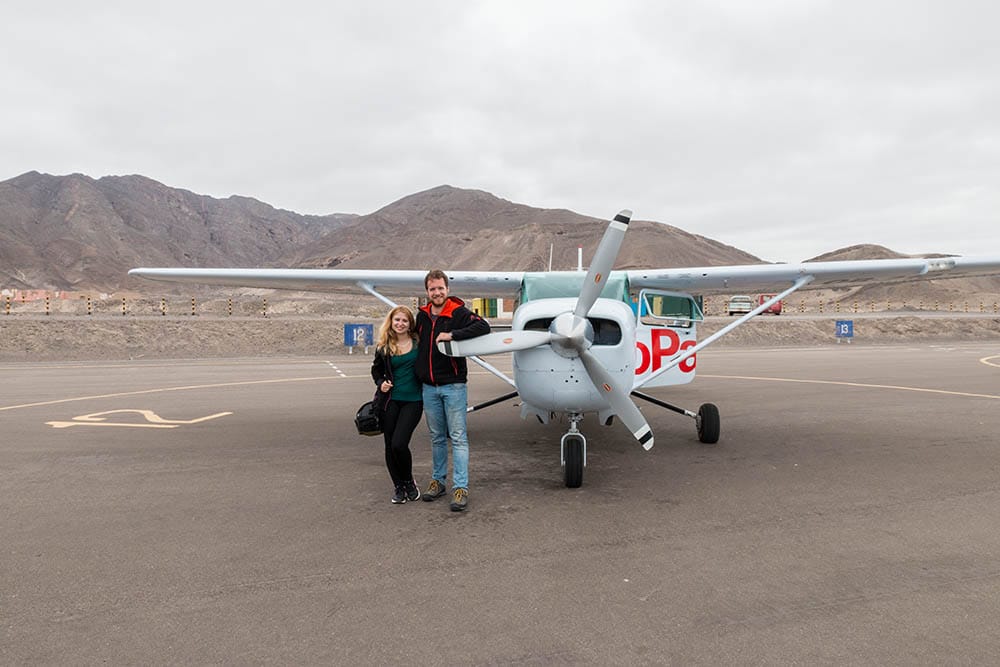 Photo with a plane in Nazca